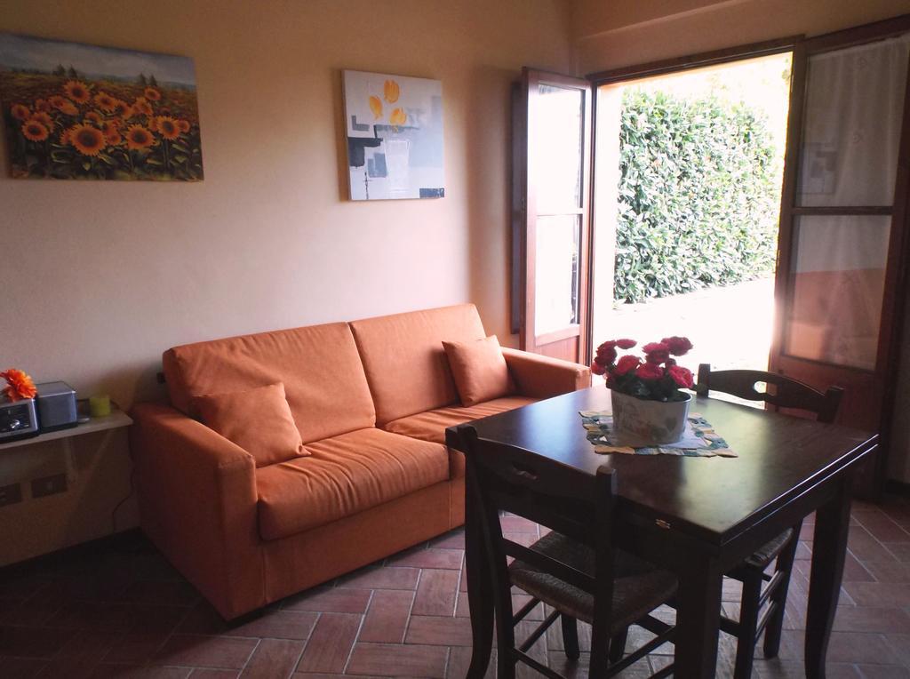 Apartments Borgo Toscano Gambassi Terme Chambre photo